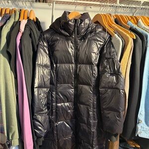 Women's Black Puffer Jacket